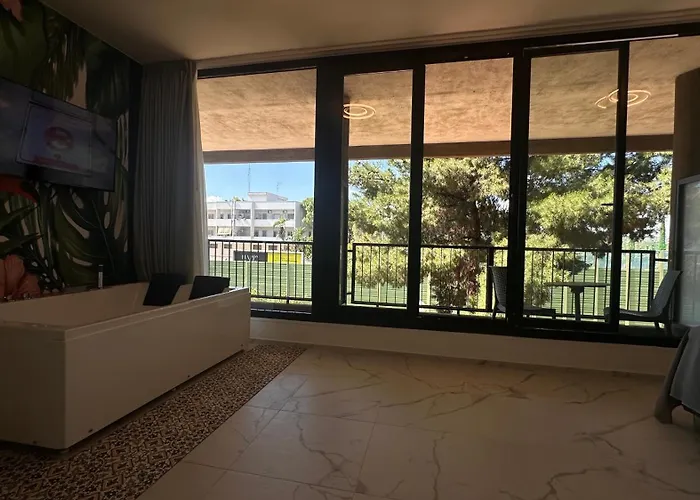 Апартаменты Cconforthotels Puglia Promenade 5 Бари